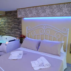 corte-manzoni-independent-suite.catania-hotels.net/