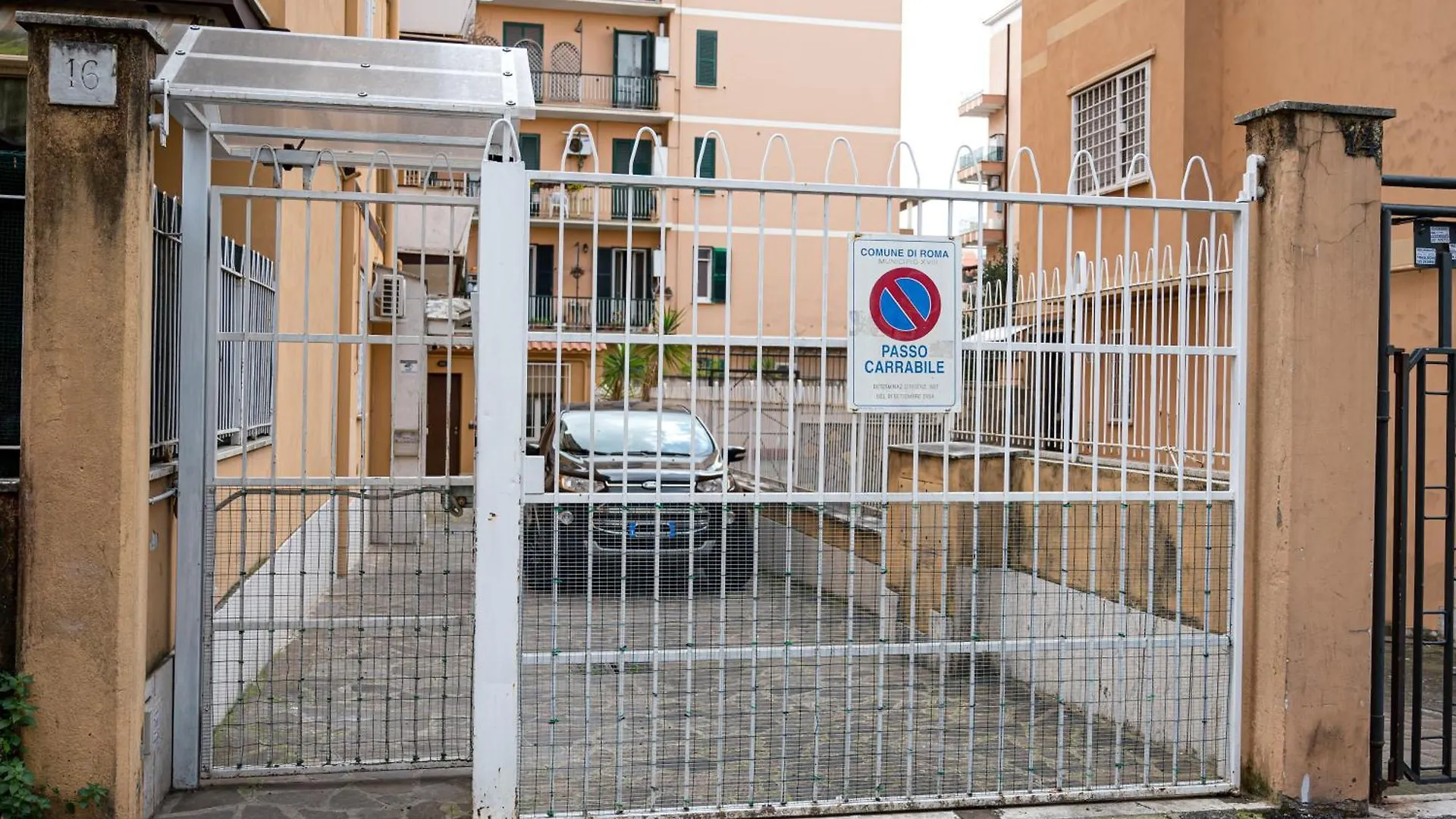 La Maison De La Couturiere Roma Italia